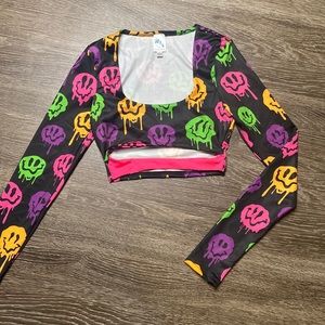 Iheartraves long sleeve under boob top